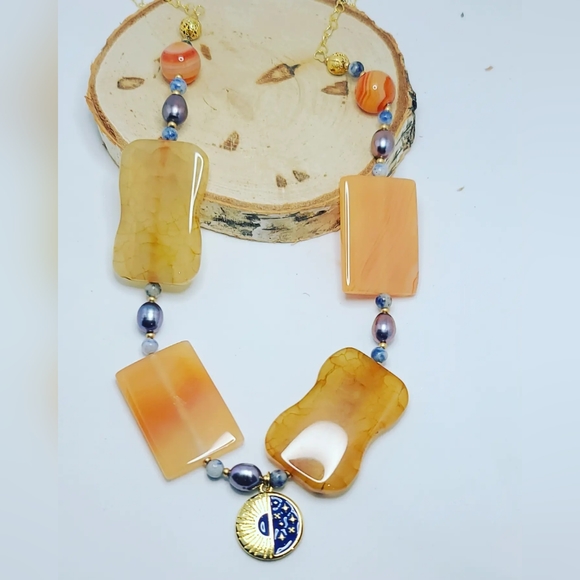 Agate, Black Freshwater Pearl gold plated chain charm necklace - Picture 3 of 4